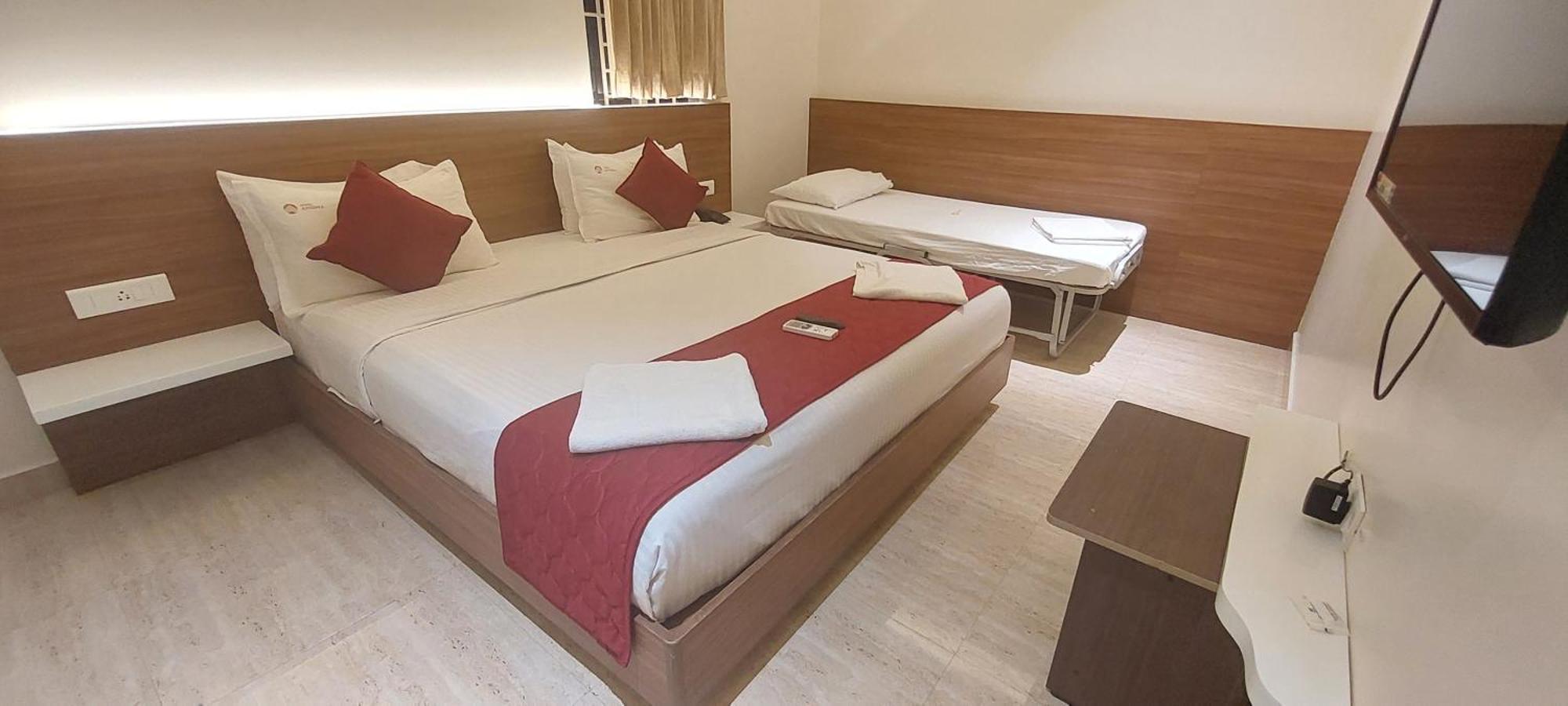 Hotel Amoha Palni Exterior photo